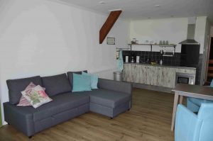 Bedstee_appartement_bed&_Breakfast_overnachten_all_inclusive_friesland_noord_nederland_woonkamer_slaapkamer